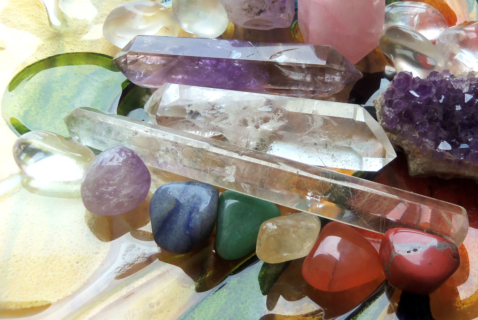 11 Best  Chakra Crystals For Energy Balance